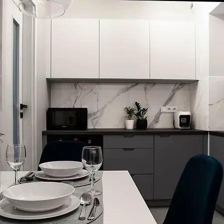Navyblue Cracow Free Parking Tv Apartmán